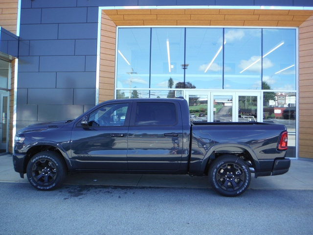 New 2026 RAM 1500 4x4 Crew Cab image 2
