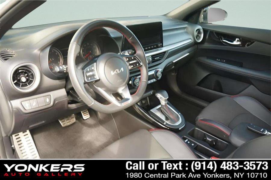 Used 2024 Kia Forte GT image 40