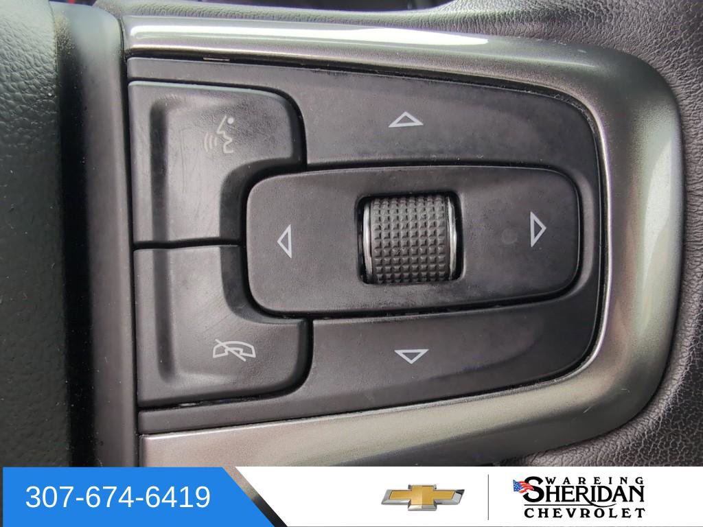 Used 2021 Chevrolet Suburban LT w/ Luxury Package image 18