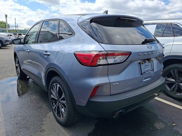 Certified 2022 Ford Escape SE w/ SE Sport Appearance Package AWD/4WD image 5