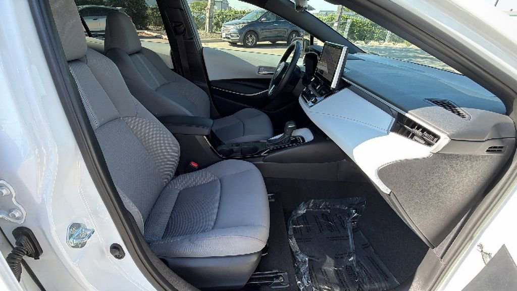 Certified 2025 Toyota Corolla FX FWD image 38