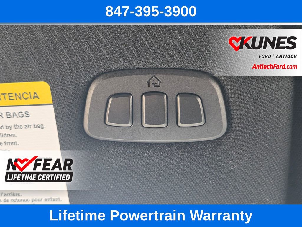 Used 2025 Ford Explorer ST-Line w/ ST-Line Street Pack image 71