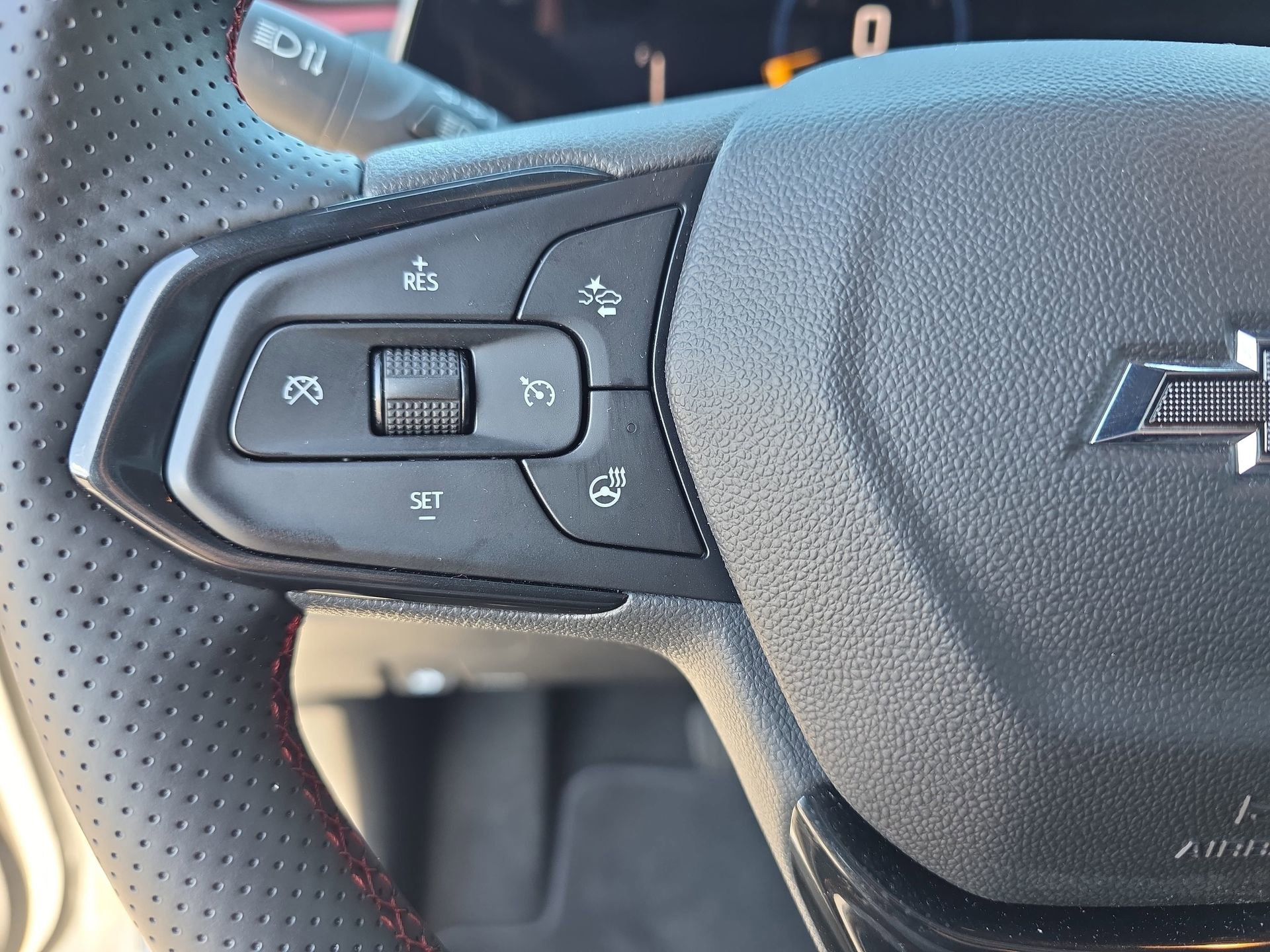 Used 2025 Chevrolet TrailBlazer RS w/ Convenience Package image 17