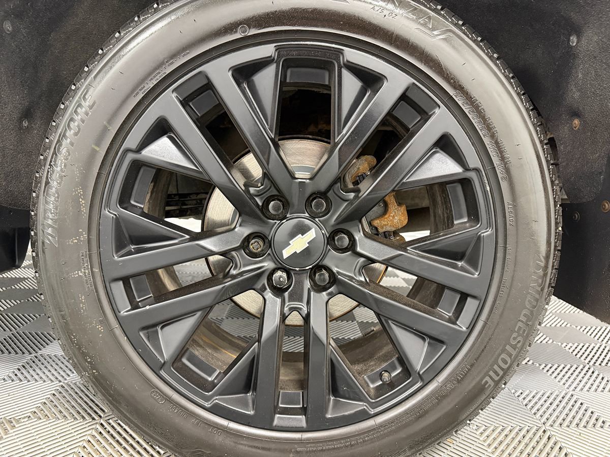 Used 2020 Chevrolet Silverado 1500 High Country AWD/4WD image 37