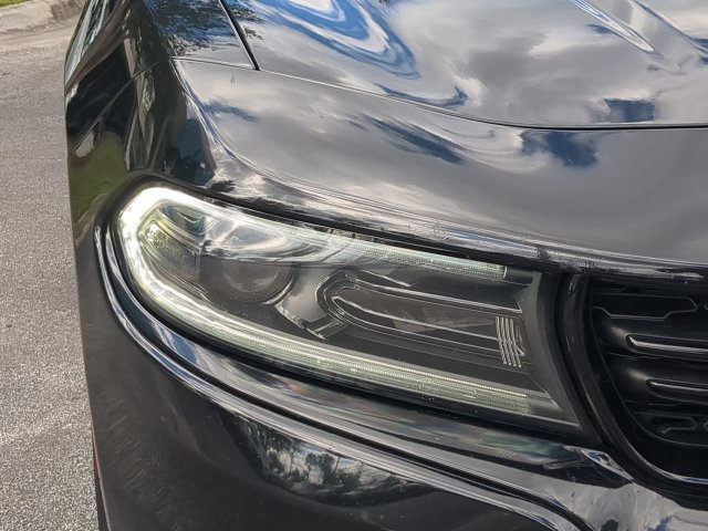 Certified 2022 Dodge Charger SXT AWD/4WD image 10