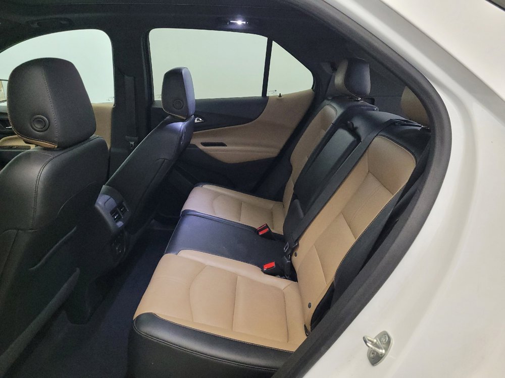 Used 2023 Chevrolet Equinox Premier AWD/4WD image 18