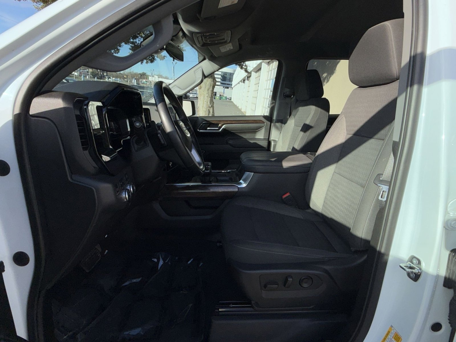 Used 2023 GMC Sierra 1500 Elevation image 13