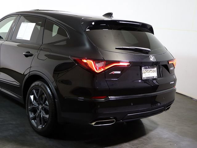 Certified 2023 Acura MDX A-Spec image 11