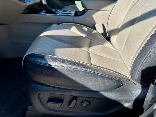 Used 2020 Kia Sedona EX image 14