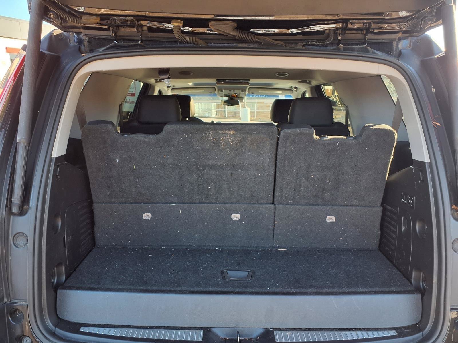 Used 2019 Cadillac Escalade Premium Luxury AWD/4WD image 27