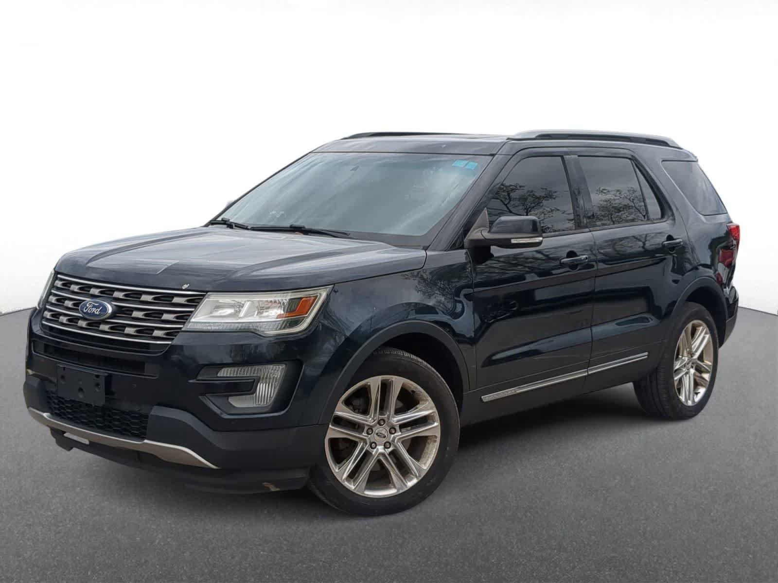 Used 2016 Ford Explorer XLT w/ Equipment Group 202A AWD/4WD image 1