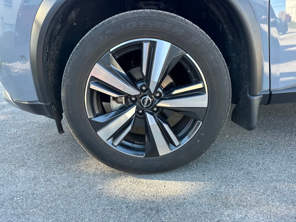 Used 2023 Nissan Rogue Platinum w/ Platinum Premium Package image 31