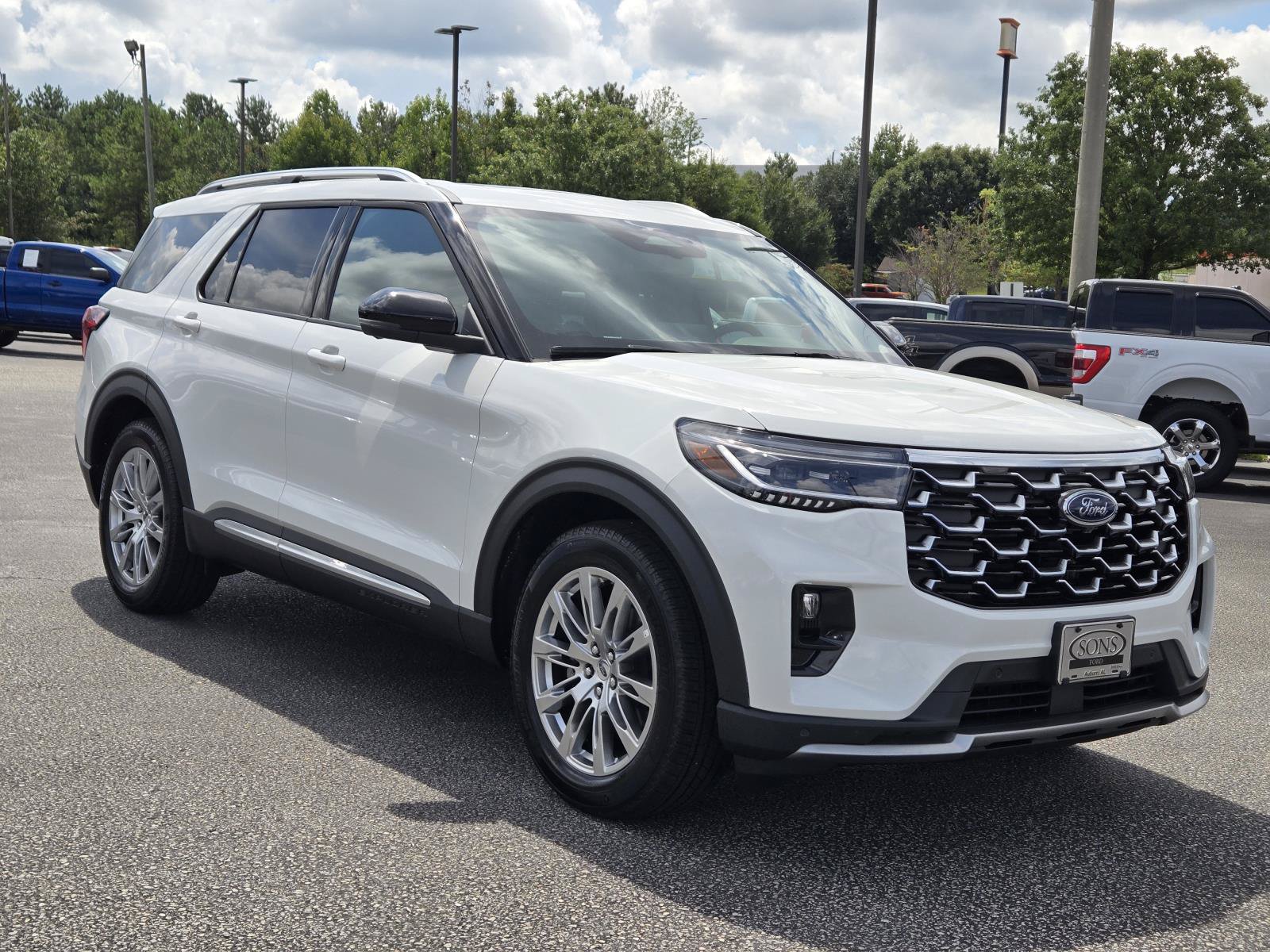 New 2026 Ford Explorer Platinum RWD image 6