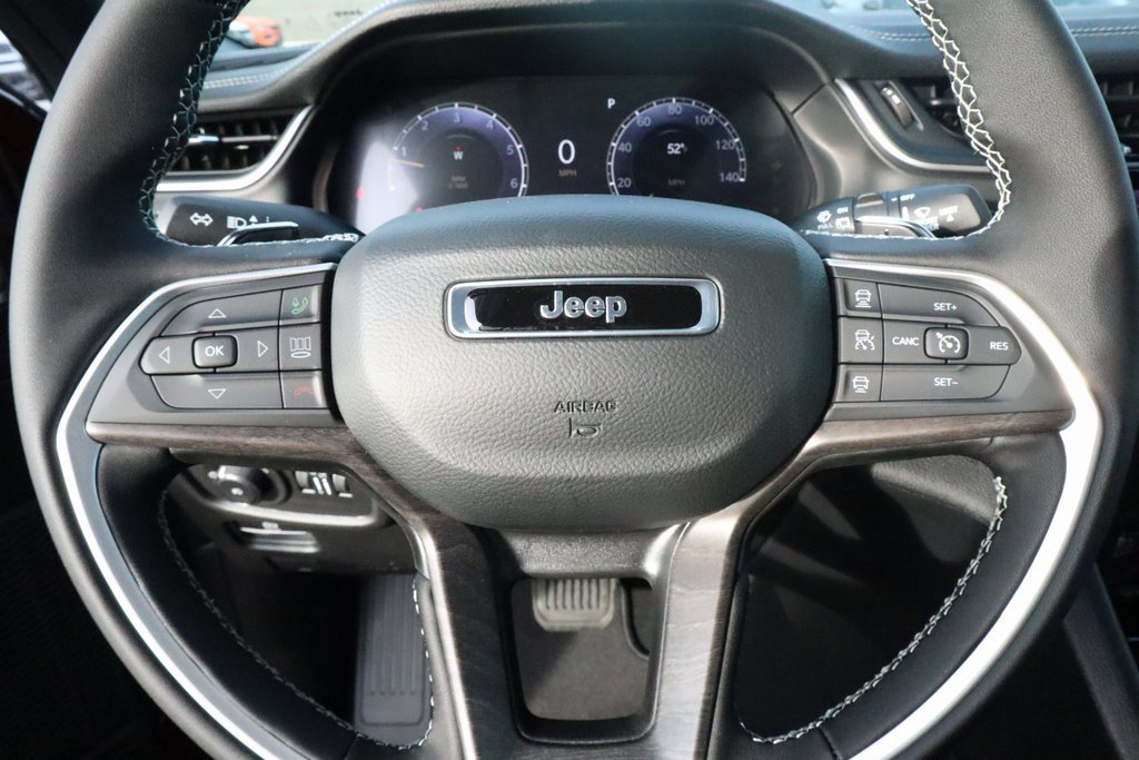 New 2025 Jeep Grand Cherokee L Limited image 3