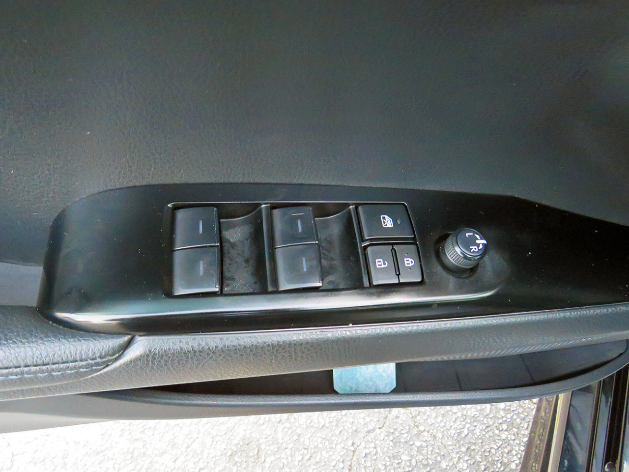 Used 2025 Toyota Camry XSE image 25