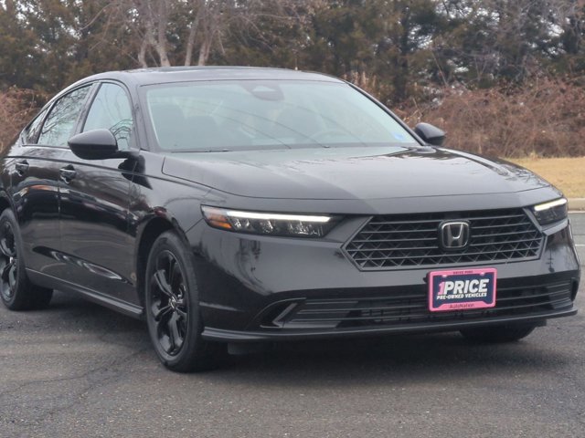 Used 2025 Honda Accord SE image 3