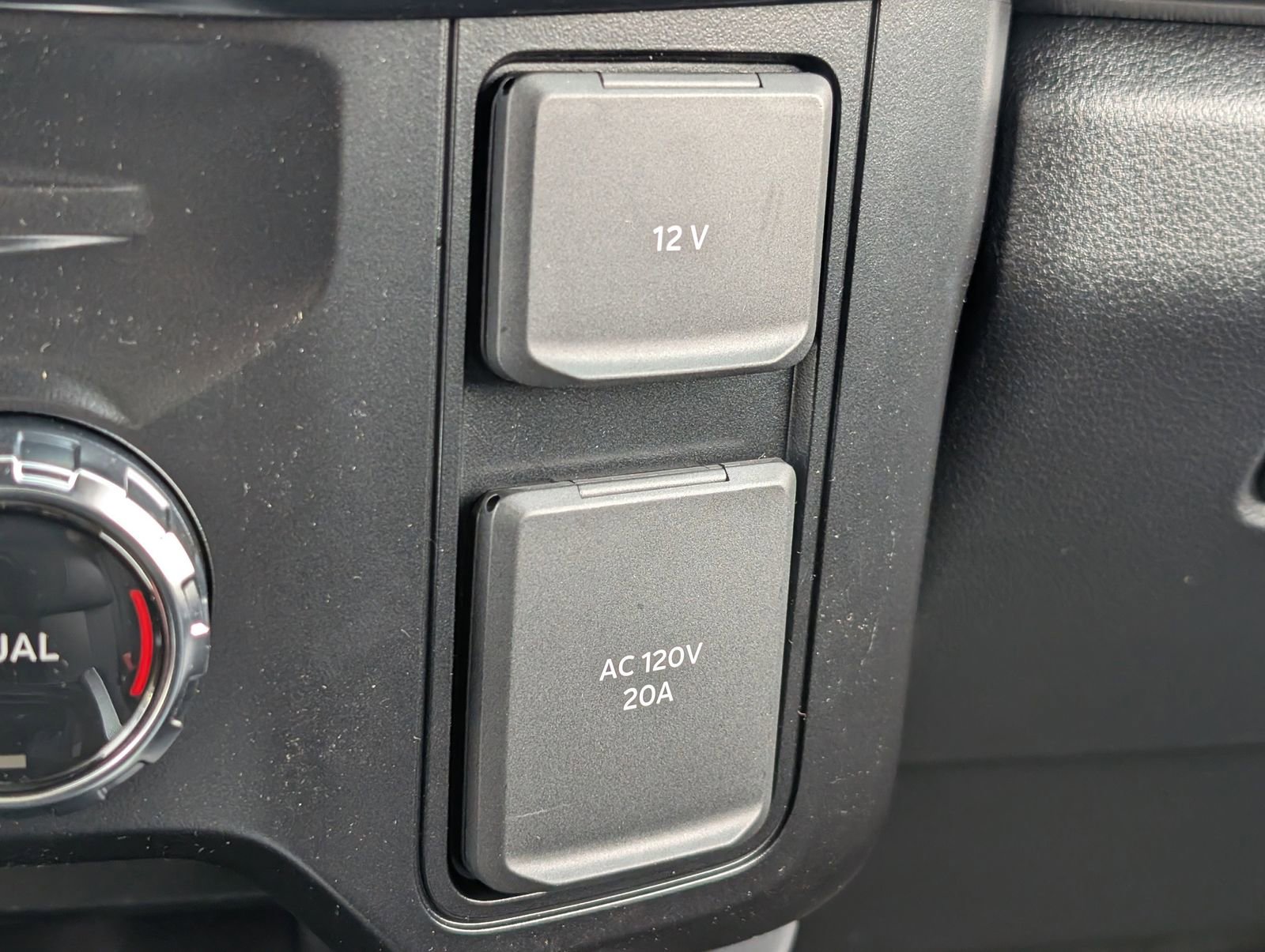 New 2026 Ford F350 Platinum w/ FX4 Off-Road Package image 18