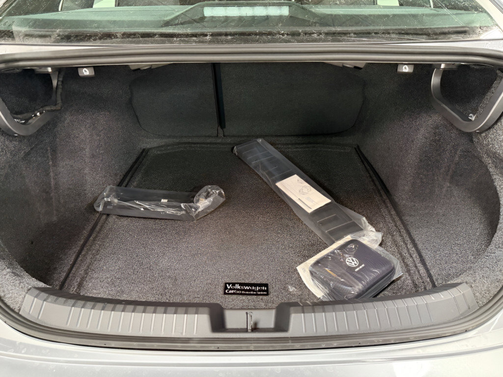 New 2026 Volkswagen Jetta Sport image 9