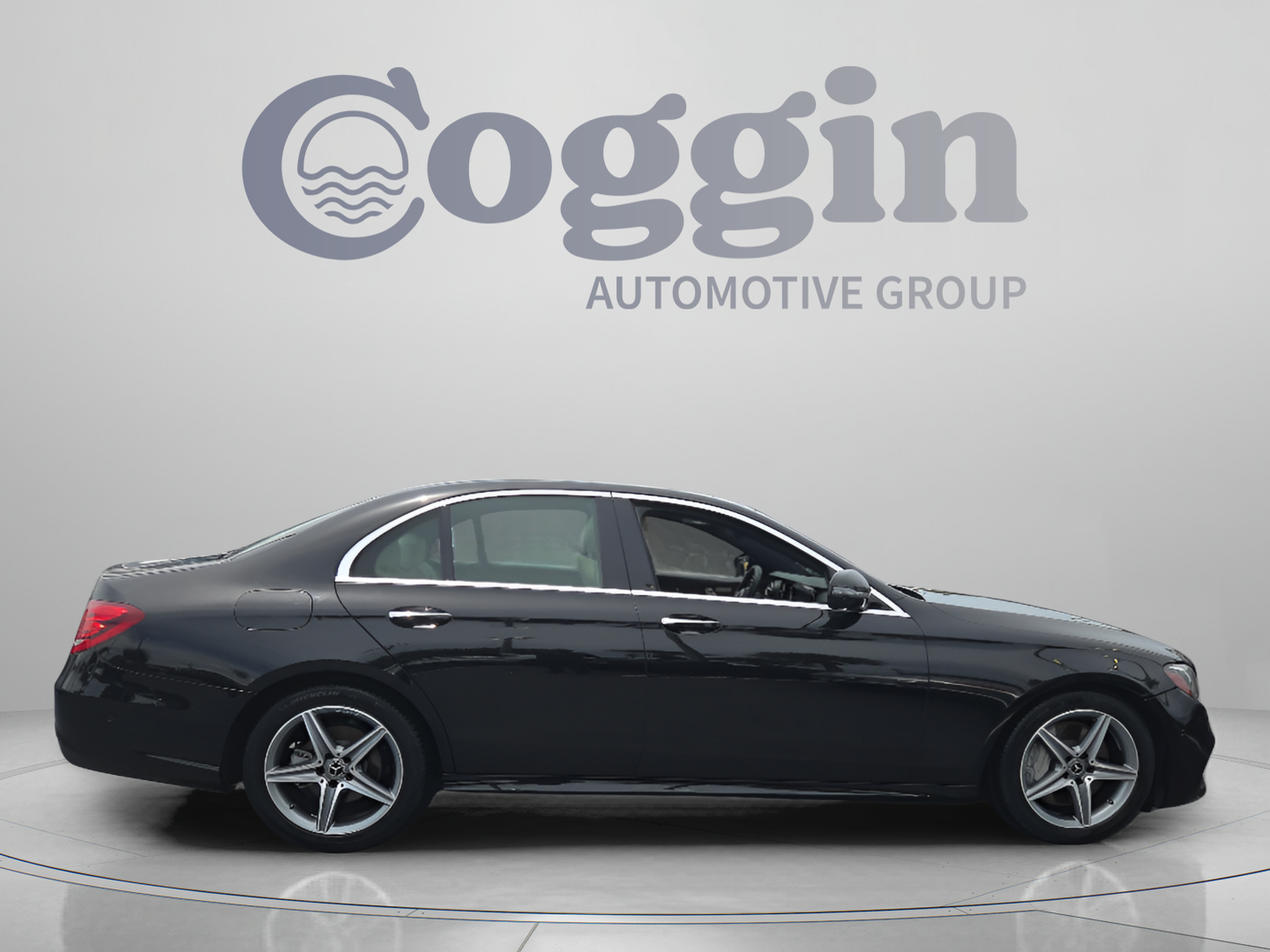 Used 2018 Mercedes-Benz E 300 image 6