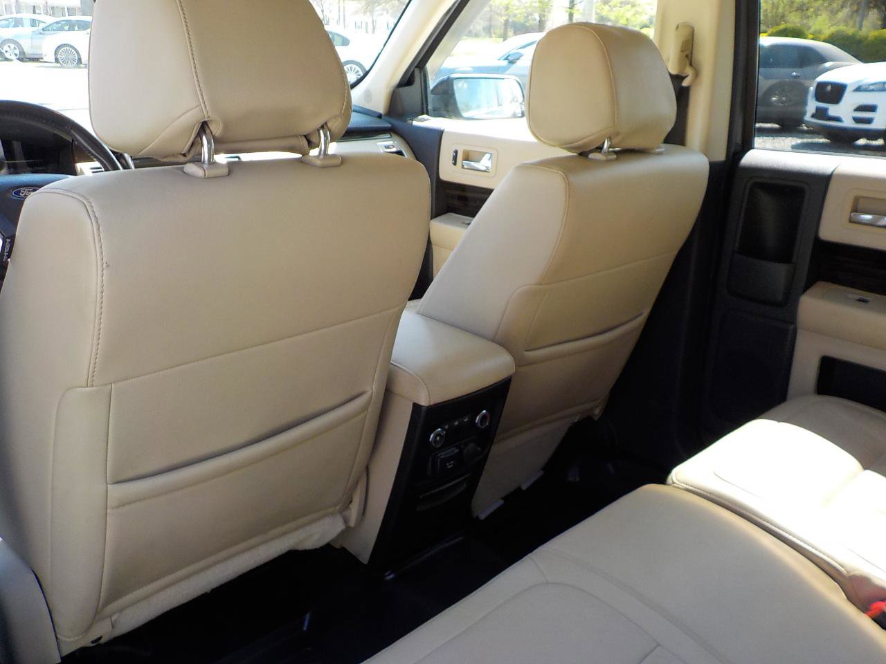 Used 2015 Ford Flex SEL w/ Equipment Group 202A image 17