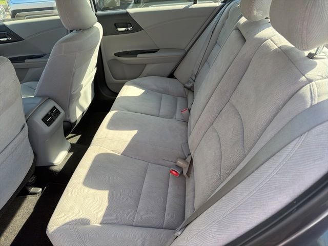 Used 2015 Honda Accord EX image 9