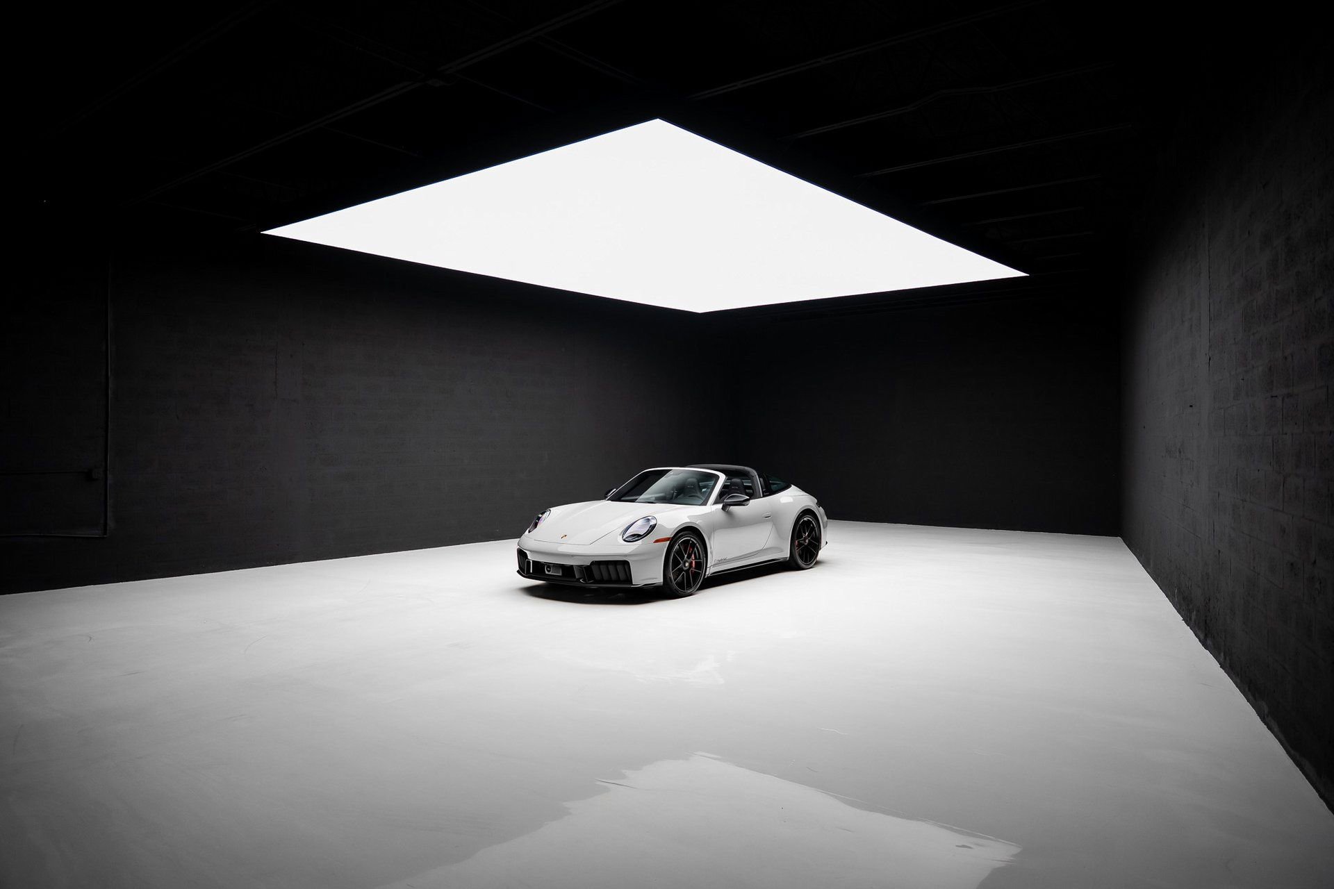 Used 2025 Porsche 911 Targa 4 GTS w/ Premium Package image 88