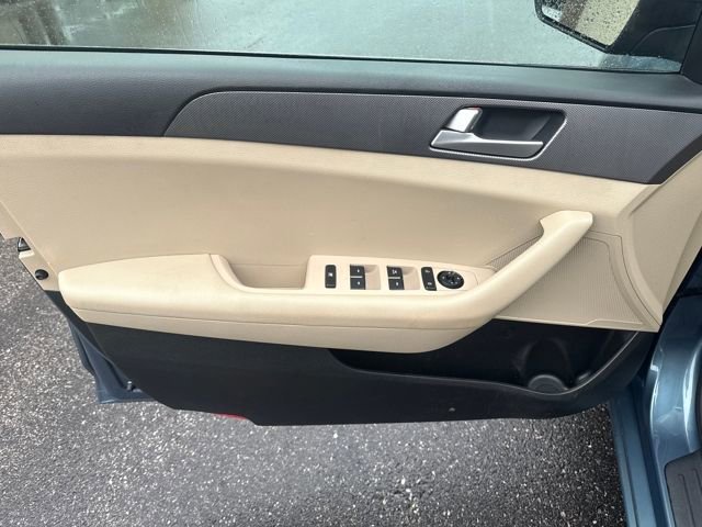 Used 2015 Hyundai Sonata SE image 10