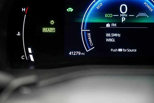 Used 2025 Toyota Camry SE image 34