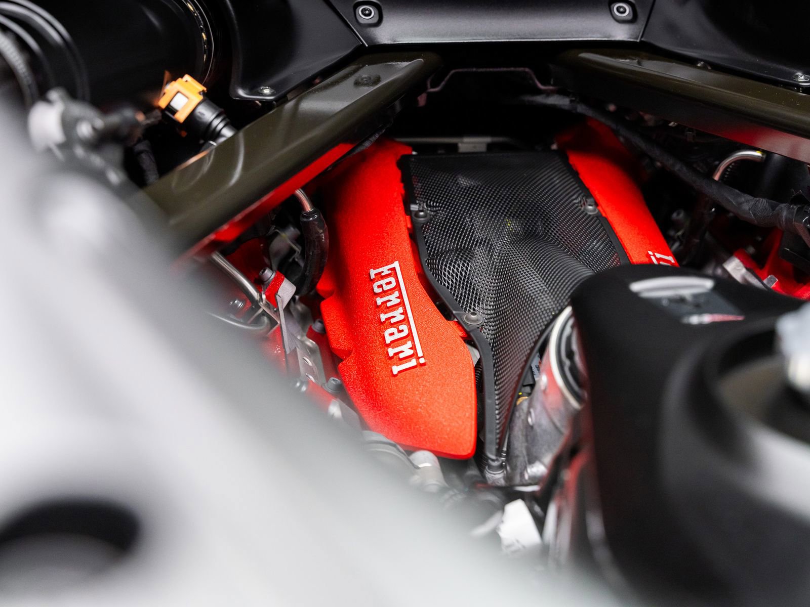 Used 2022 Ferrari SF90 Stradale AWD/4WD image 77