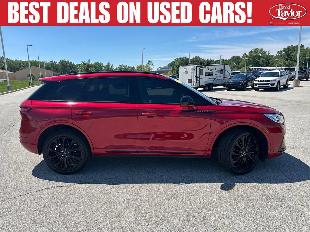 Used 2023 Lincoln Corsair Reserve w/ Jet Appearance Package AWD/4WD image 2