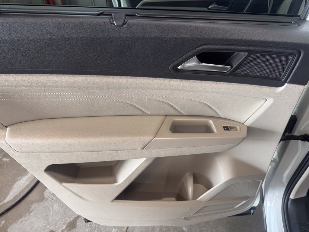 Used 2023 Volkswagen Atlas SE AWD/4WD image 41