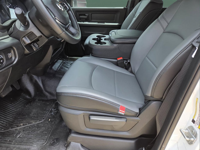 New 2026 RAM 5500 Tradesman AWD/4WD image 12