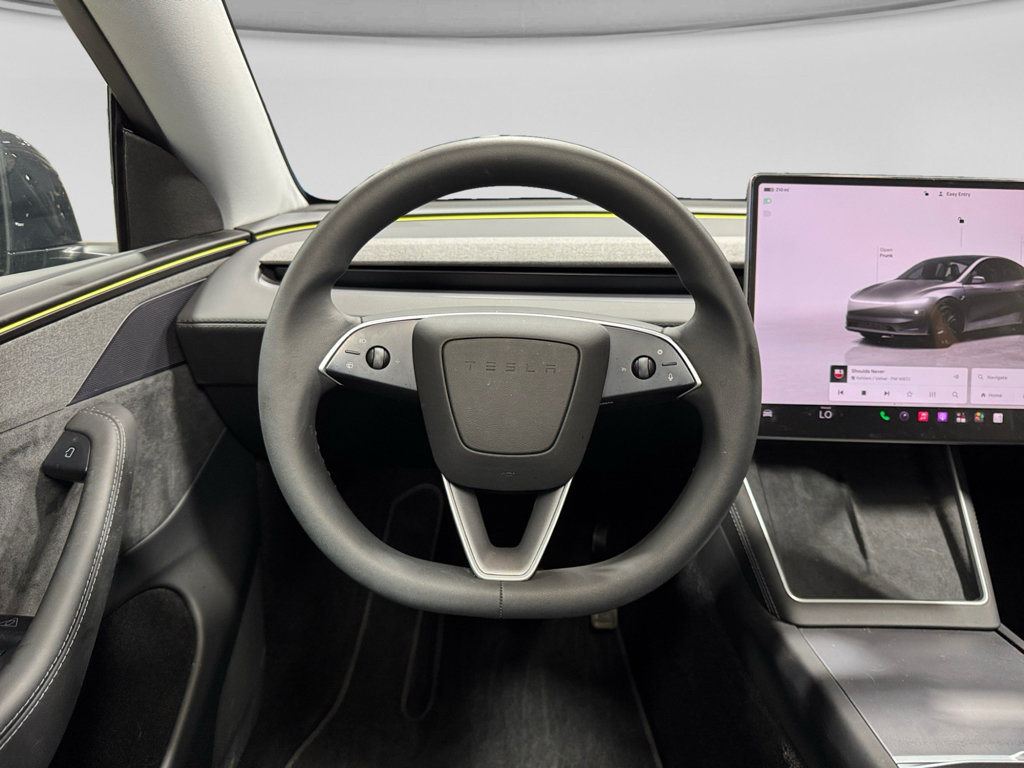 Used 2026 Tesla Model Y Long Range AWD/4WD image 7