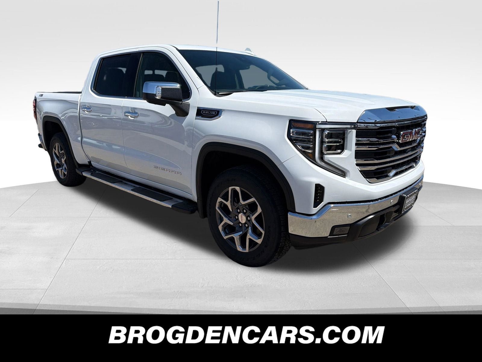 New 2026 GMC Sierra 1500 SLT w/ SLT Premium Plus Package AWD/4WD 360° Tour