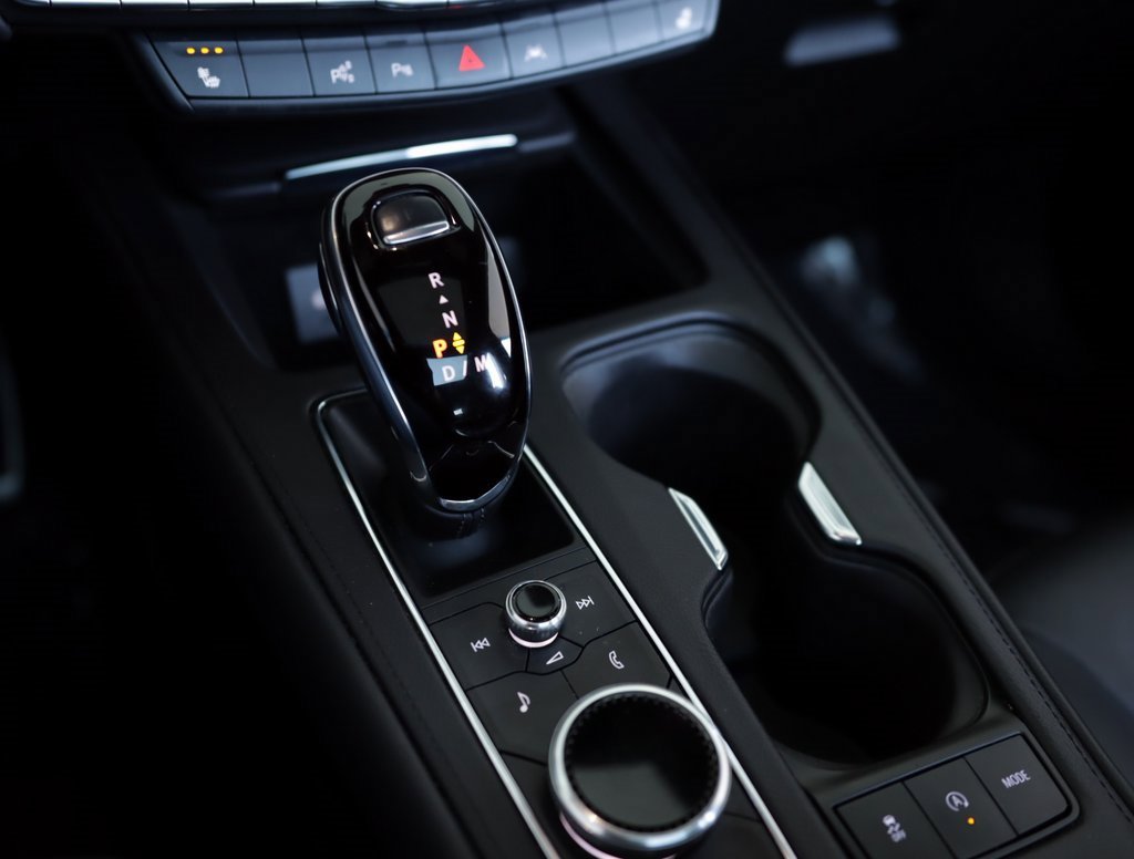 Used 2023 Cadillac XT4 Sport image 18