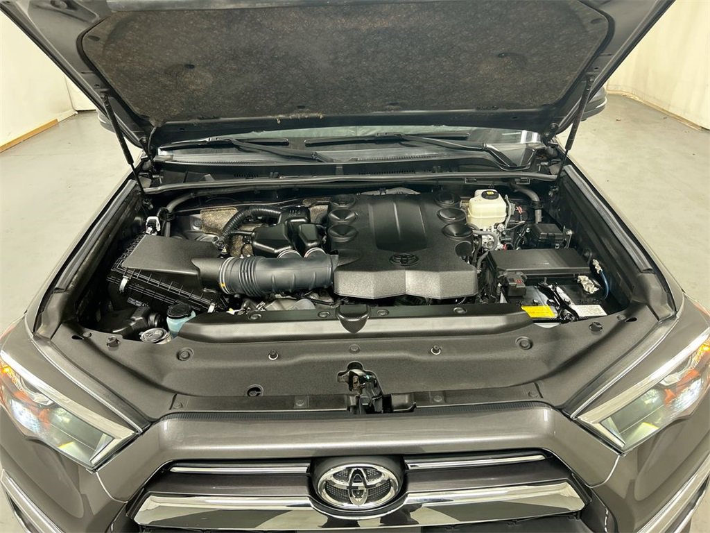 Used 2022 Toyota 4Runner Limited image 26