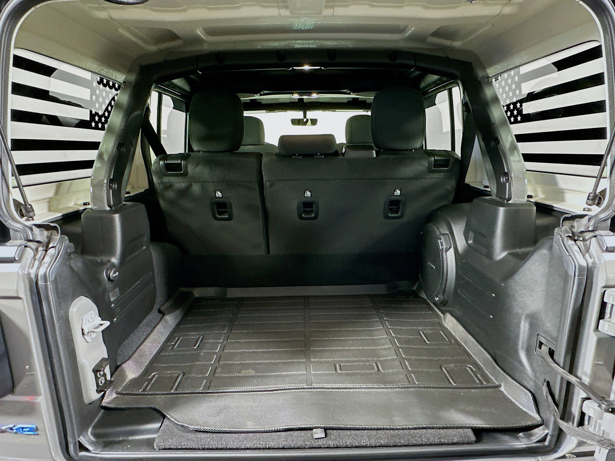 Used 2023 Jeep Wrangler Unlimited Rubicon 4xe AWD/4WD image 27