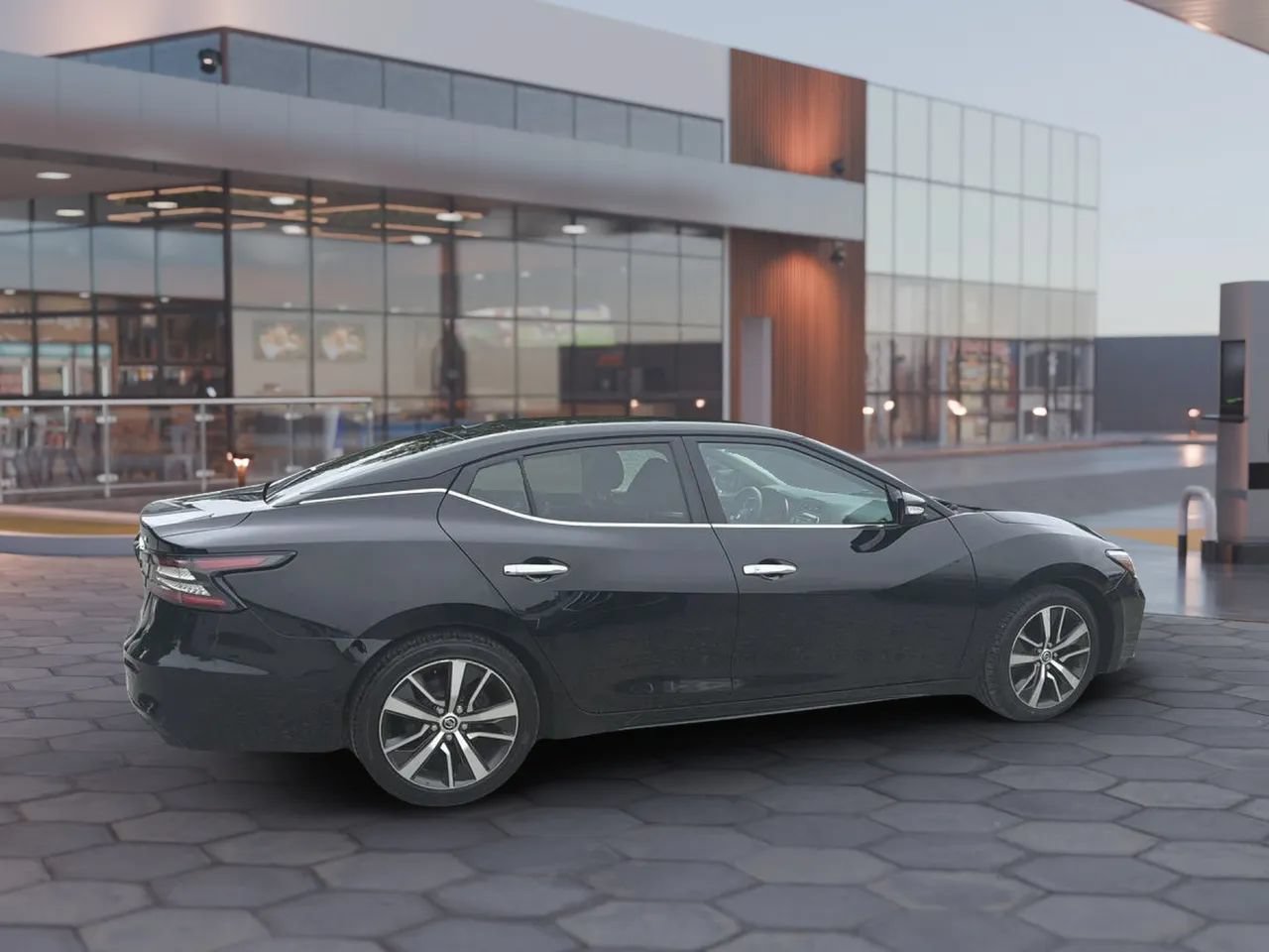 Used 2020 Nissan Maxima 3.5 SV w/ Floor Mat Group FWD image 14