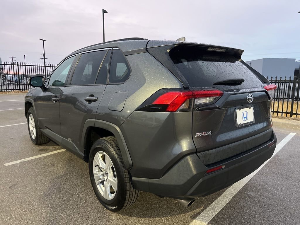 Used 2021 Toyota RAV4 XLE image 6
