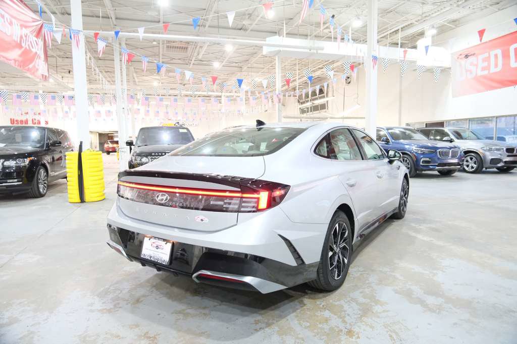 Used 2025 Hyundai Sonata SEL image 11