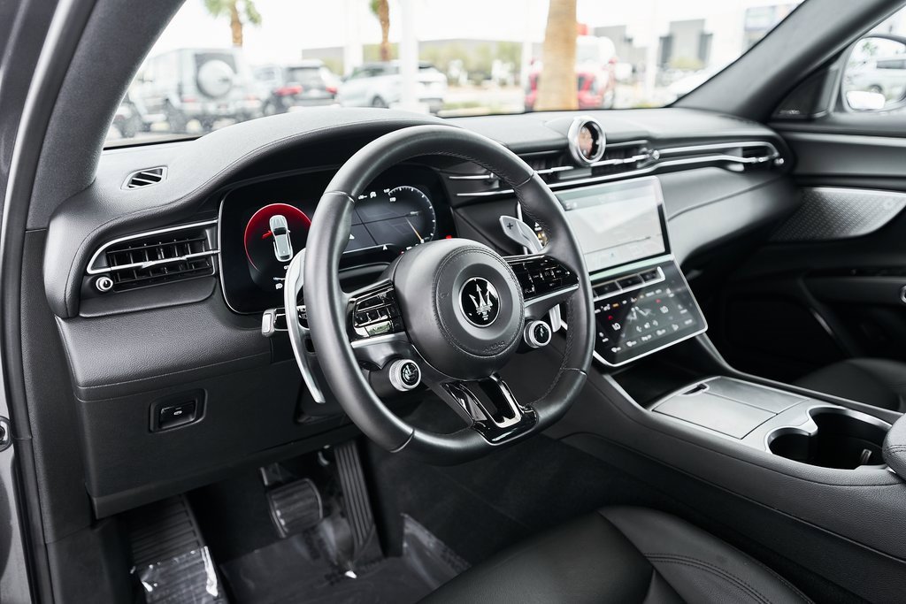 Used 2023 Maserati Grecale GT image 26