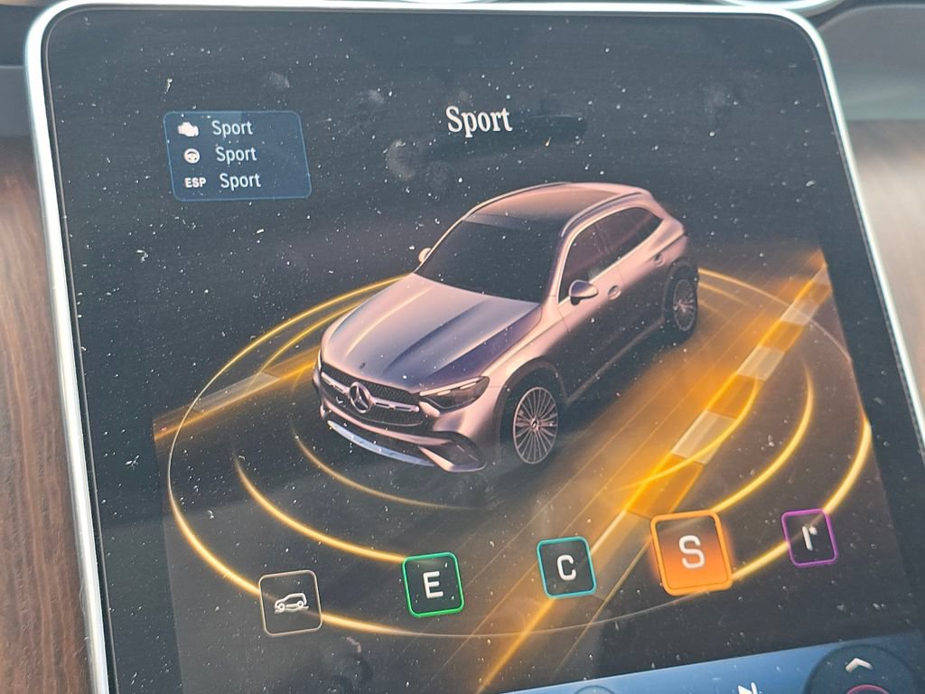 Certified 2026 Mercedes-Benz GLC 300 4MATIC image 32