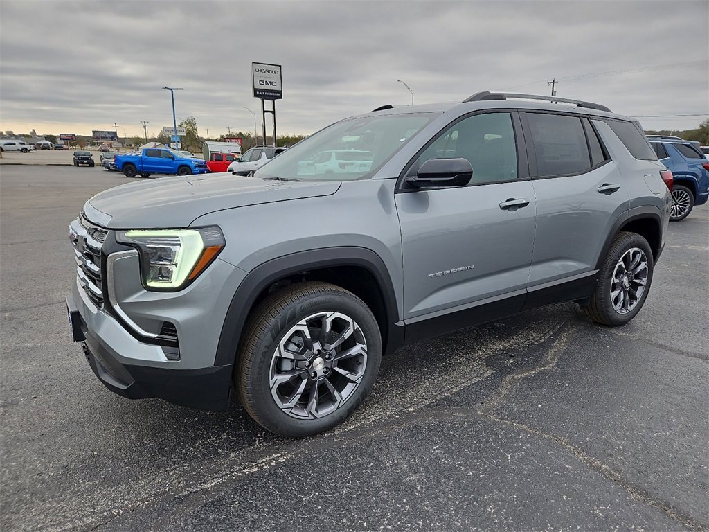 New 2026 GMC Terrain Elevation w/ Elevation Premium Package