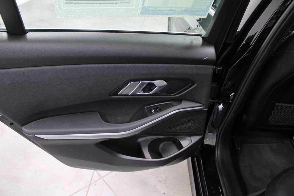 Used 2019 BMW 330i Sedan w/ Convenience Package image 16