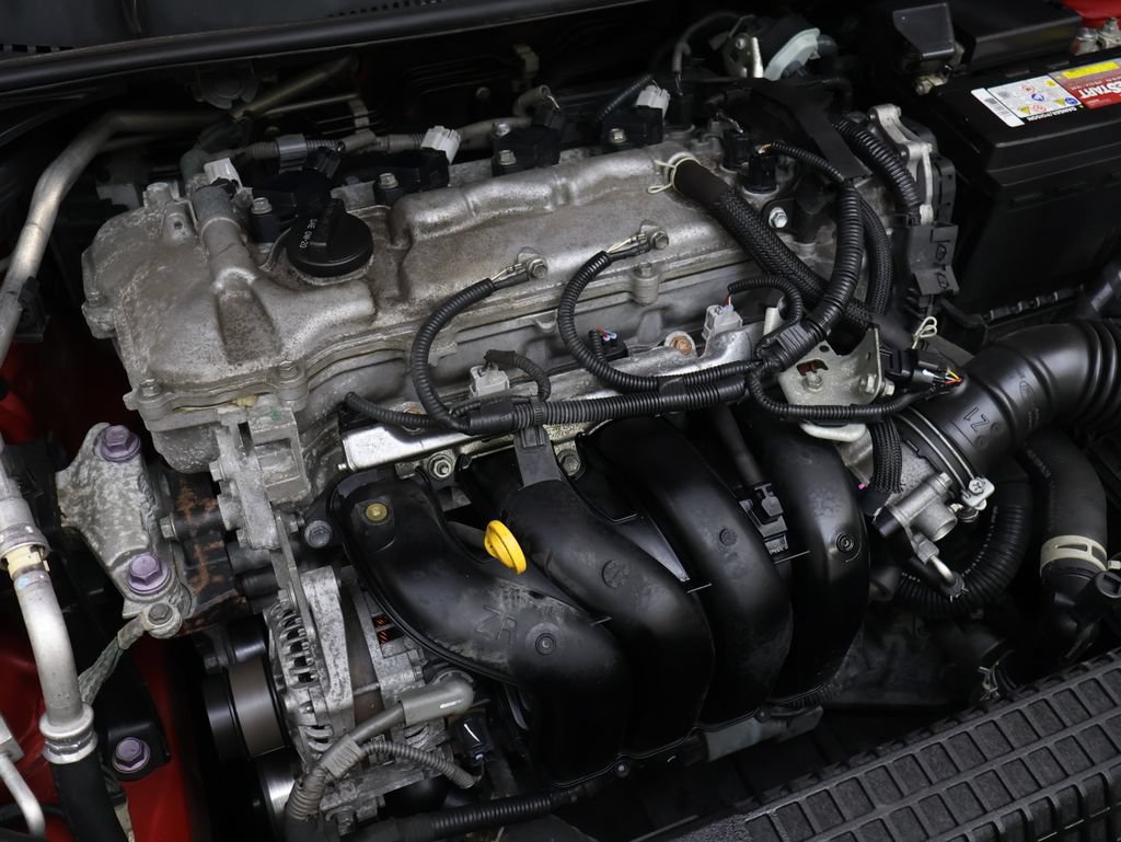 Used 2021 Toyota Corolla LE FWD image 27