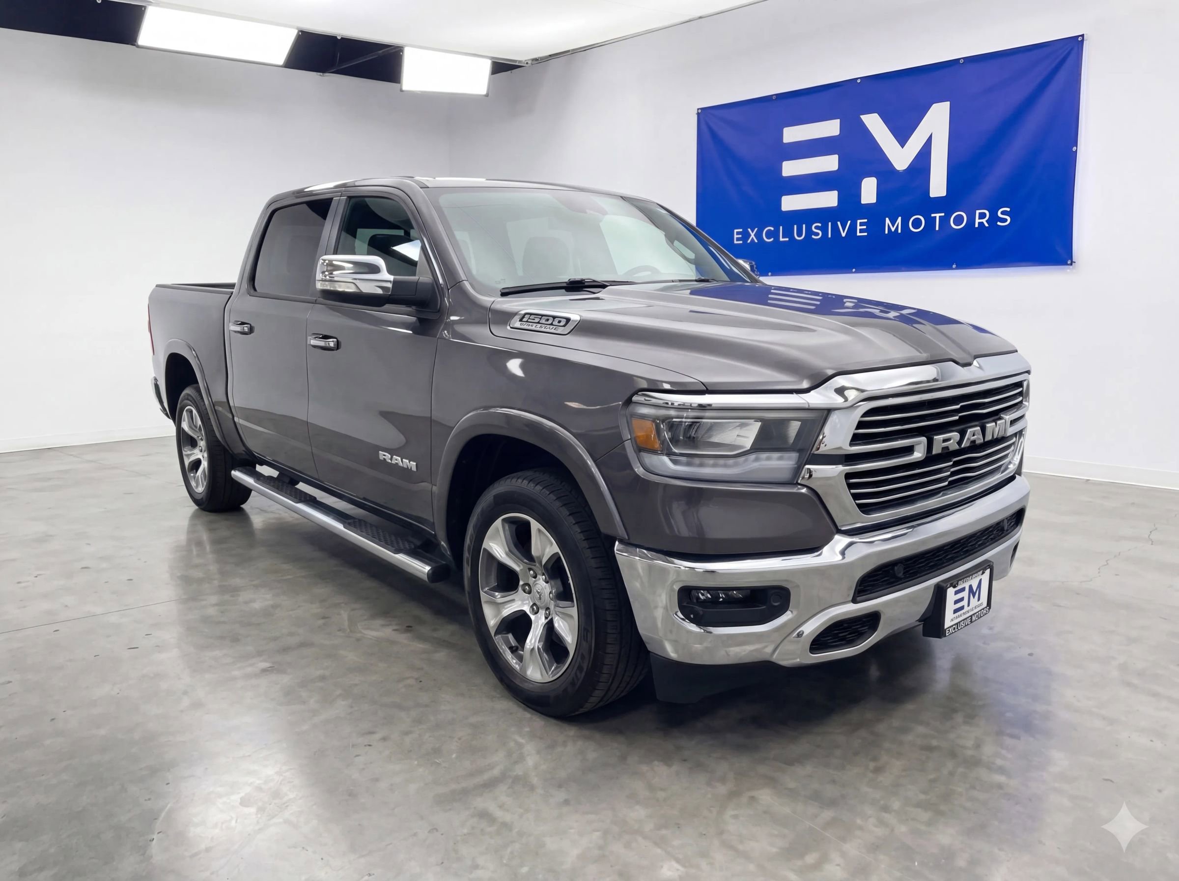 Used 2020 RAM 1500 Laramie AWD/4WD image 1