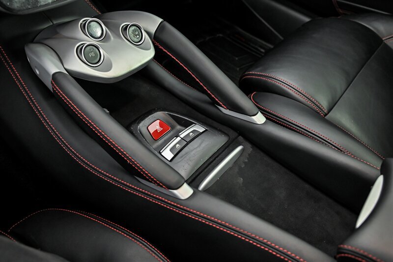 Used 2016 Ferrari FF AWD/4WD image 31