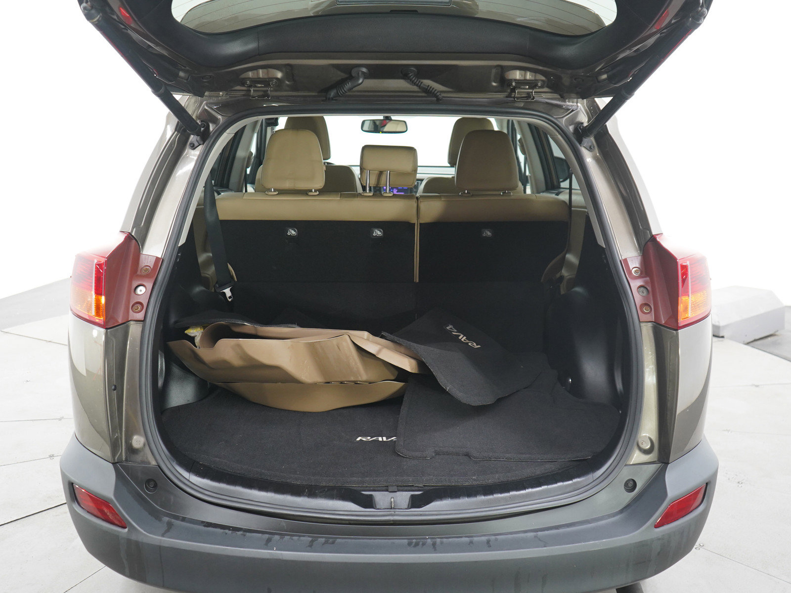 Used 2013 Toyota RAV4 Limited image 15