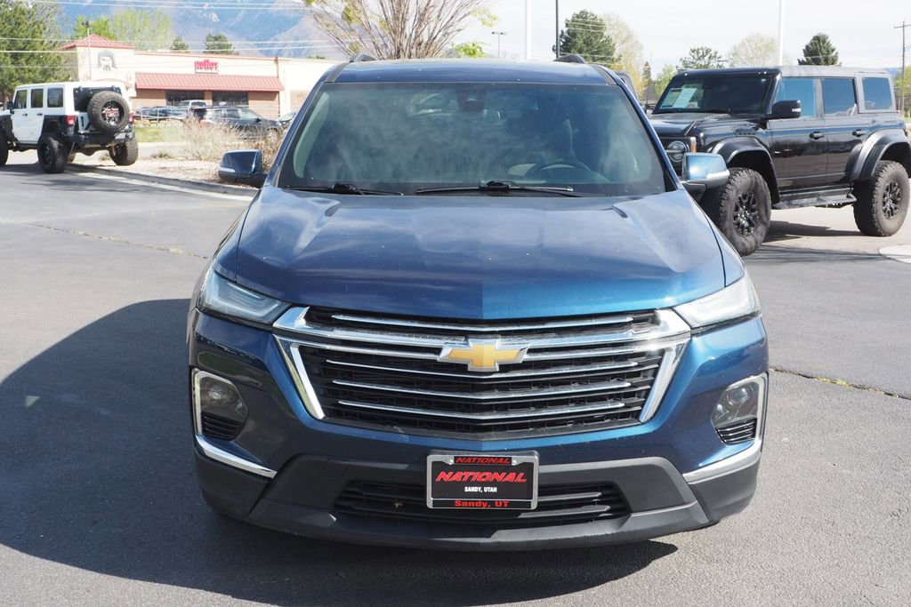 Used 2023 Chevrolet Traverse LT AWD/4WD image 2