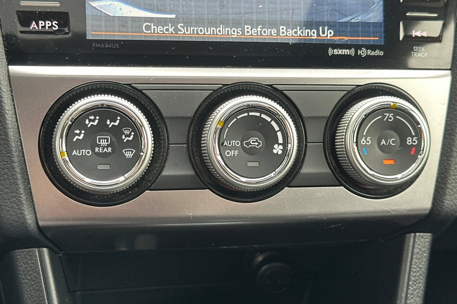 Used 2015 Subaru Crosstrek 2.0i Limited image 25